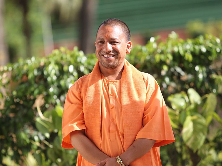 Major Update: Yogi Adityanath Begins Overseas Visit, Arrives in Singapore