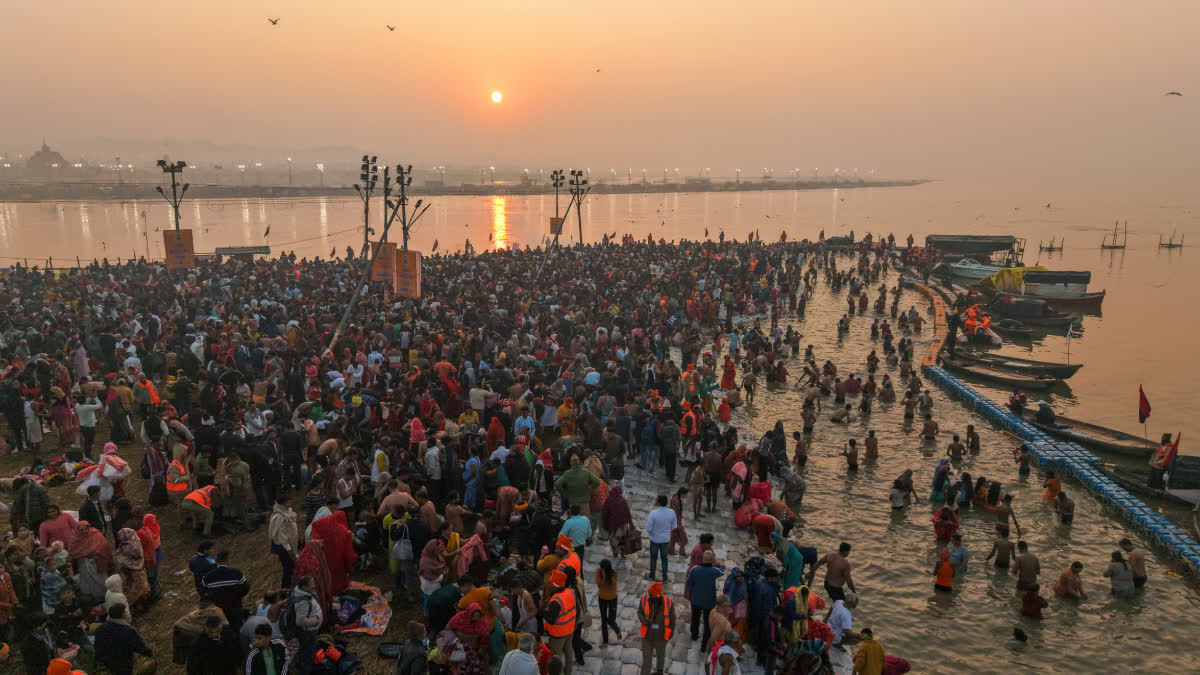 Sacred Dip and Temple Visit Mark Key Highlights of Official Prayagraj Tour
