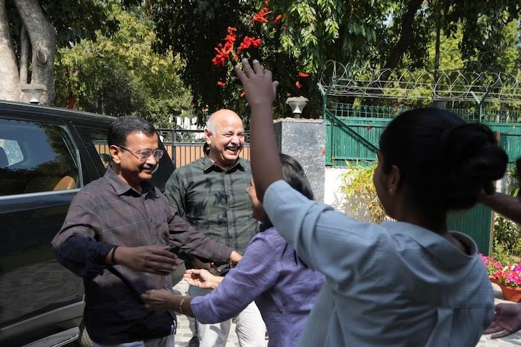 Arvind Kejriwal, Manish Sisodia Cleared of Charges in Delhi Liquor Policy Case