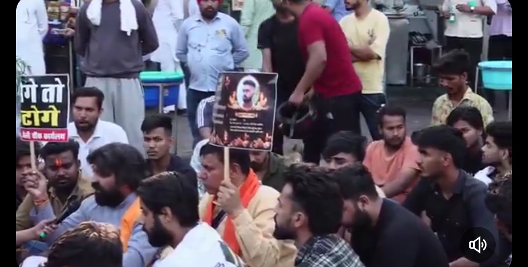 Hindu Organisations Protest at Jantar Mantar Over Uttam Nagar Case