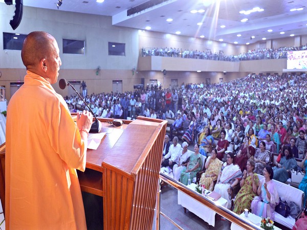 CM Yogi Adityanath Hears Public Grievances During ‘Janta Darshan’ in Lucknow
