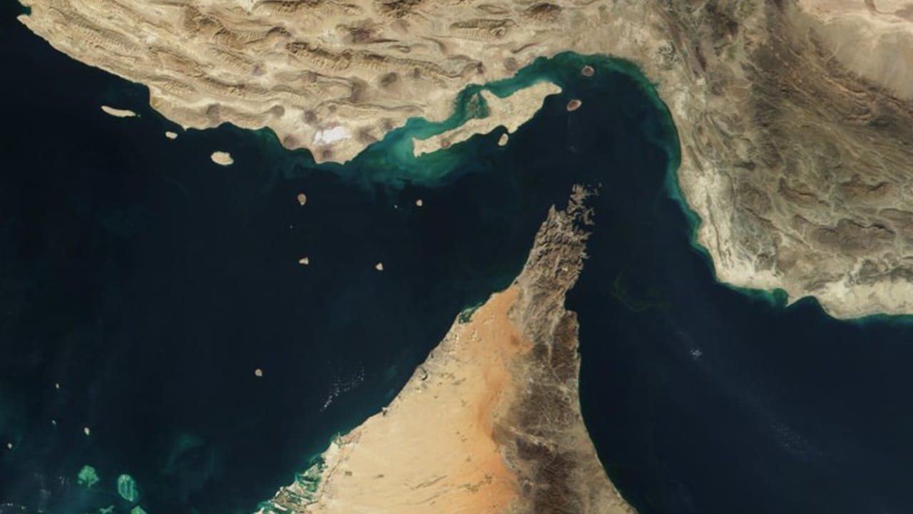 Iran Proposes $1-per-Barrel Toll on Oil Tankers Passing Through Strait of Hormuz