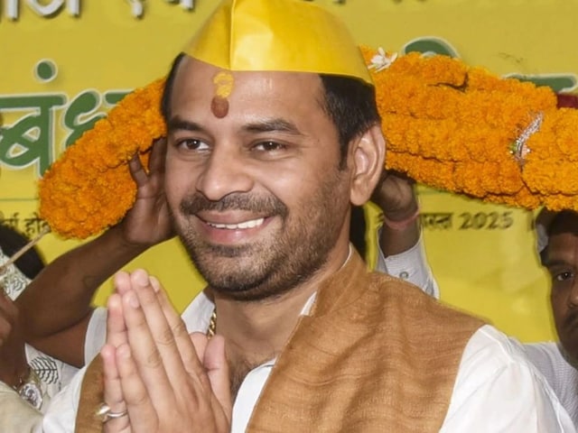 Tej Pratap Yadav Sparks Controversy with Remarks on Bihar’s Liquor Ban at Patna Press Meet