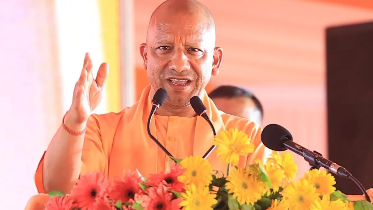 Yogi Adityanath Targets TMC Over Language and Culture in Bengal Rally