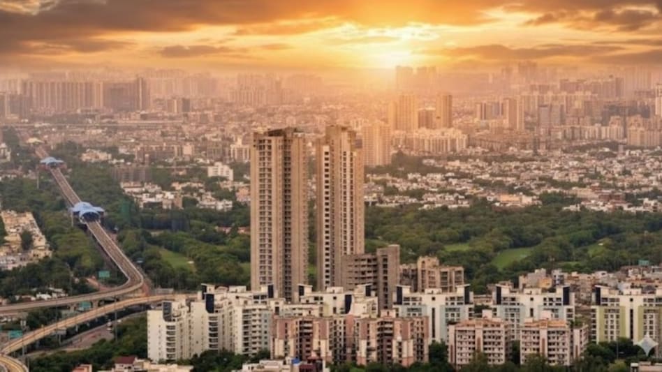 Noida Faces Land Crunch; UP Government Seeks Long-Term Development Funding Plan