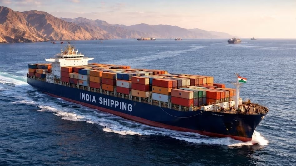 15 Fertiliser Ships Safely Cross Strait of Hormuz, Bringing Relief to India's Supply Chain