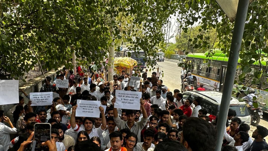 ABVP Condemns Violence at NEET-UG Protest, Seeks High-Level Committee for Exam Reforms