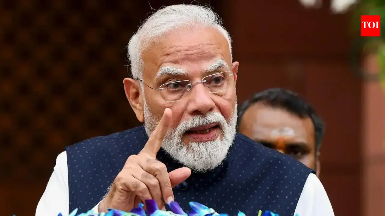 Student Protest Over NEET Paper Leak Gains Momentum Through Instagram Reels; PM Modi Urges Ministers to Be Active on Social Media