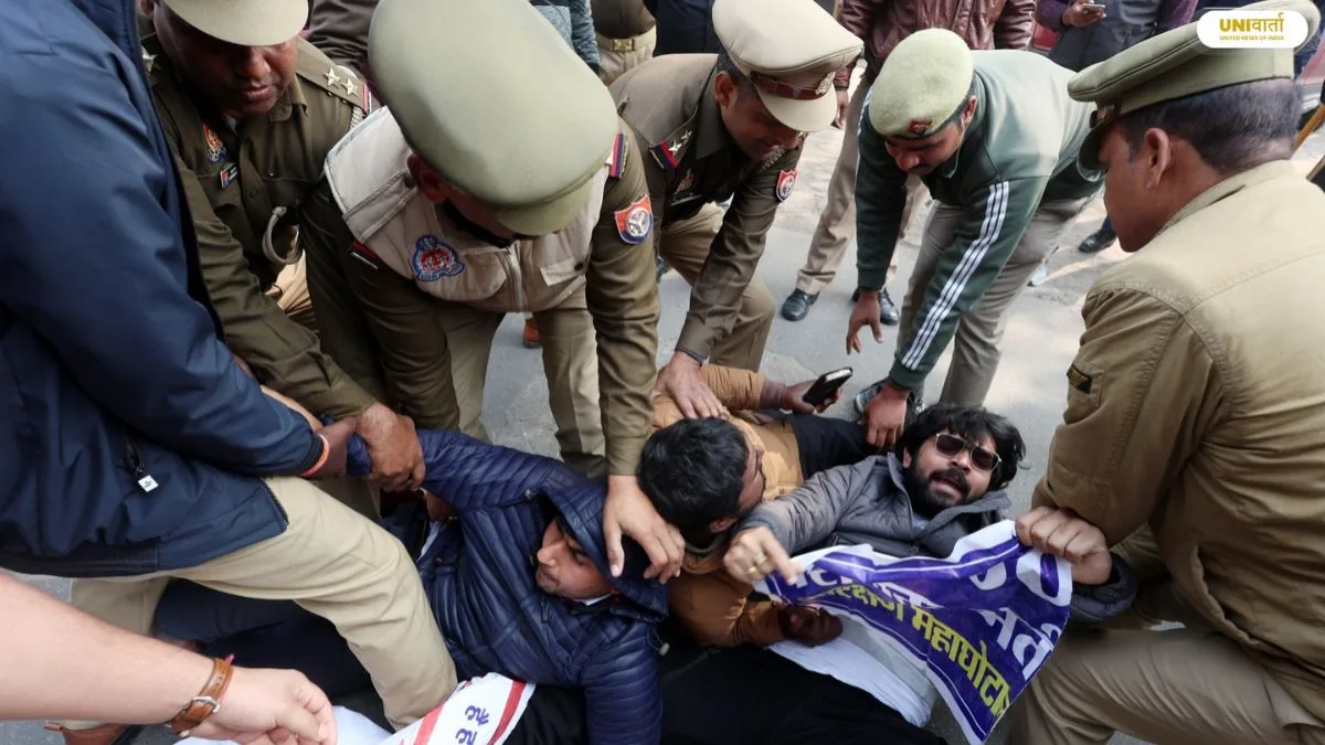 Twin Protests Rock Lucknow as Teacher Recruitment Aspirants and ASP Workers Hit Streets Over Jobs and Exam Irregularities