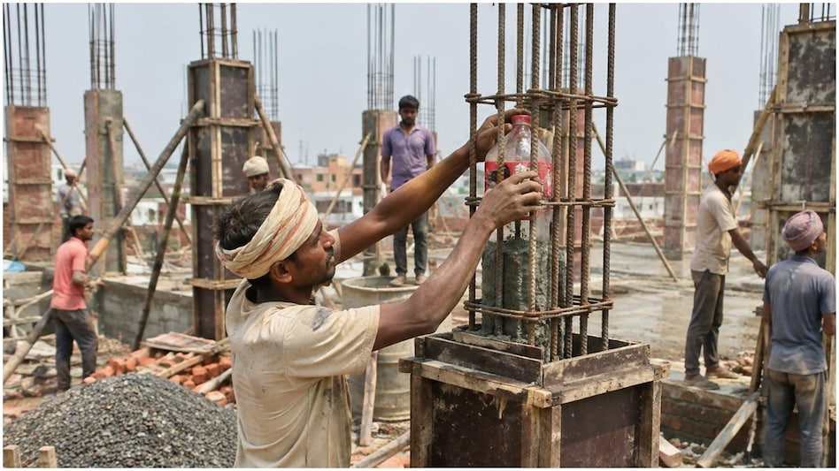 Why Do Builders Place Plastic Bottles Inside Concrete Pillars? Here's the Reason