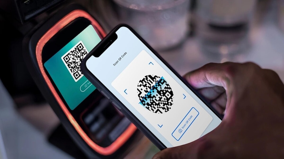No UPI Charge for Customers on Payments Above ₹2,000, Government Clarifies