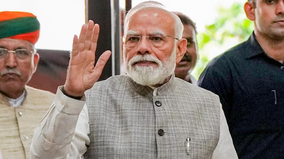 PM Modi Advises NDA MPs: Be Polite, Guard Letterheads, Learn Even from the Opposition