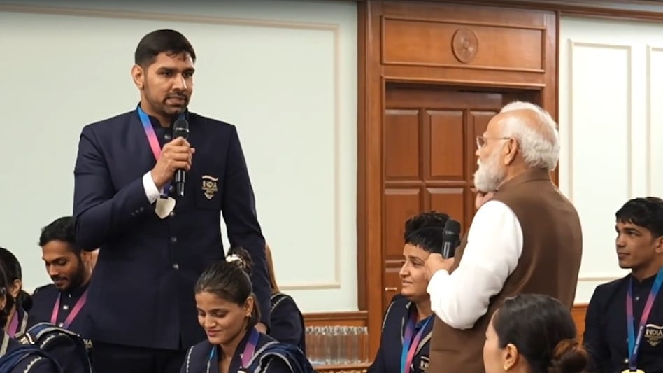 Boxer Narender Berwal Shares Amusing India-Pakistan Fight Story With PM Modi