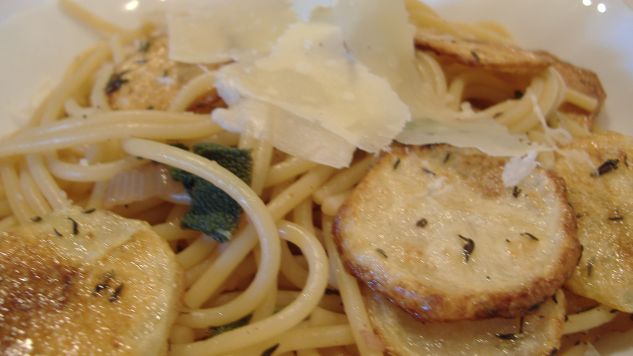 Spaghetti With Potato Sage And Lemon recipe