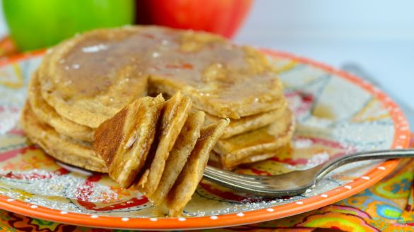 Low Calorie Apple Cinnamon Pancakes recipe