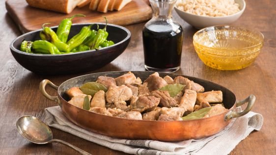 Traditional Adobo Pork In Vinegar And Soy Sauce recipe
