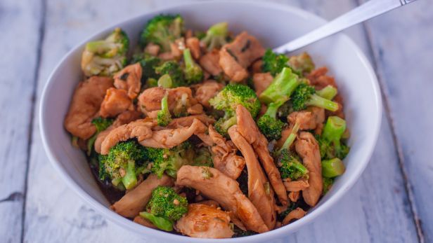 Chicken And Broccoli Skillet Stir Fry recipe