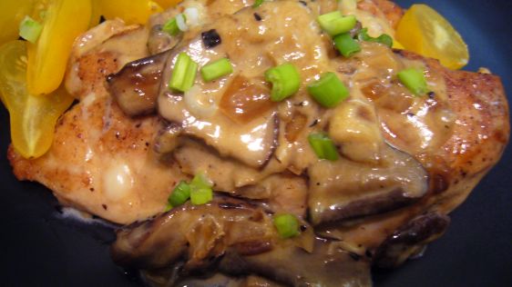 Chicken Breasts With Mushrooms Swiss Cheese And White Wine recipe