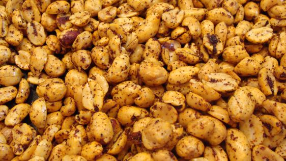 Hot And Spicy Peanuts recipe