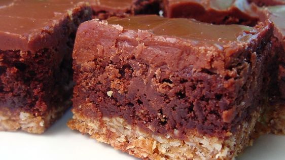 Betty's Crunchy Brownie Bars recipe
