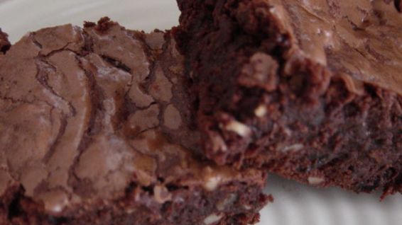 Chocolate Brownies With Raisins recipe