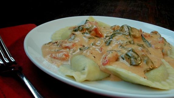 Spinach Tomato Tortellini recipe