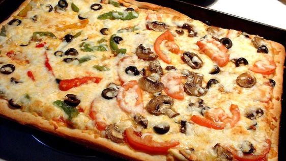Friday Night Veggie Pizza recipe