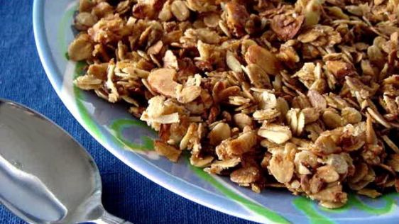 Vanilla Scented Granola recipe