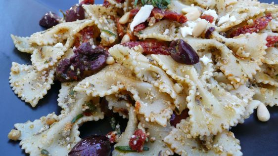 Bow Tie Pasta With Sun Dried Tomatoes And Kalamata Olives recipe