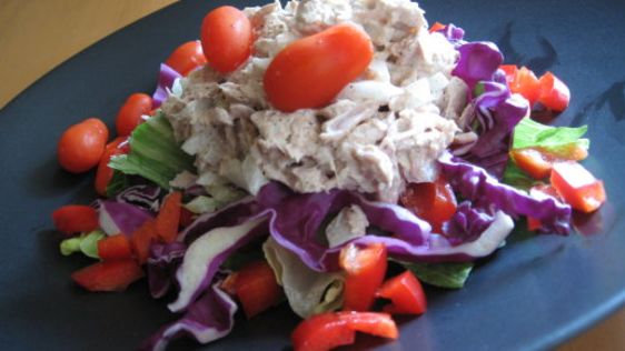 Tuna Over Salad recipe