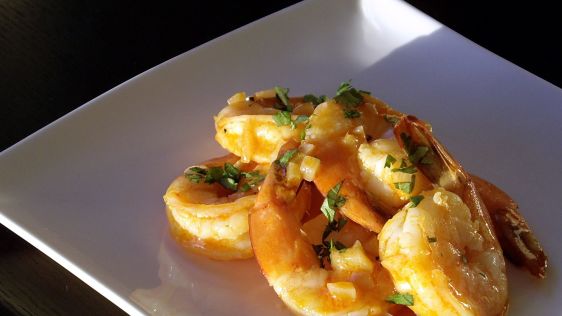 Garlicky Buffalo Shrimp recipe