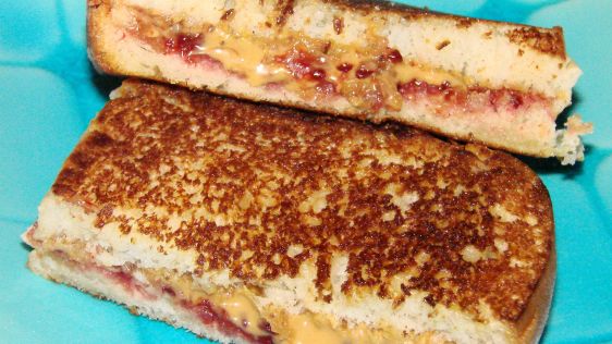 Fried Peanut Butter And Jelly Sandwich recipe