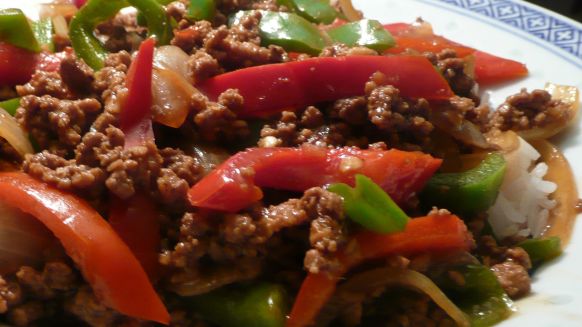Asian Ground Beef Pepper And Onion Saute recipe
