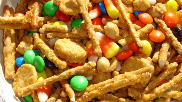 Halloween Party Mix recipe