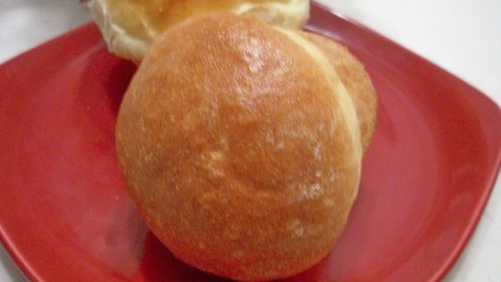 Angel's Rich And Buttery Pan Rolls Bread Machine recipe