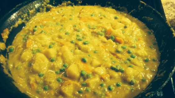 Potato Curry With Peas And Carrots recipe