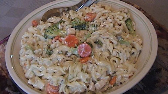 Easy Creamy Pasta With Veggies recipe