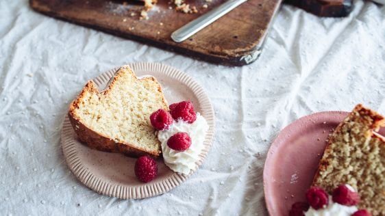 Elvis Presley's Favorite Whipping Cream Pound Cake recipe