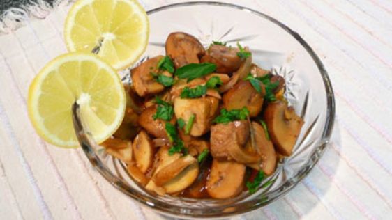 Champinones Al Ajillo Tapas Style Garlic Mushrooms recipe