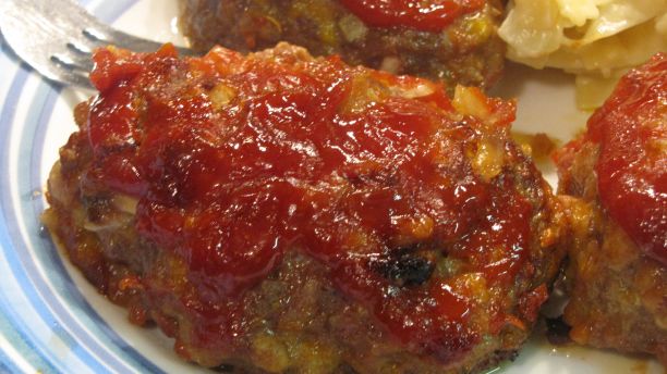 Cheesy Mini Meatloaves recipe