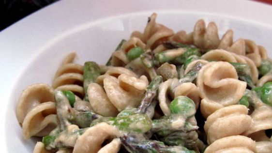 Fusilli With Lemon Cream Sauce Asparagus And Peas recipe