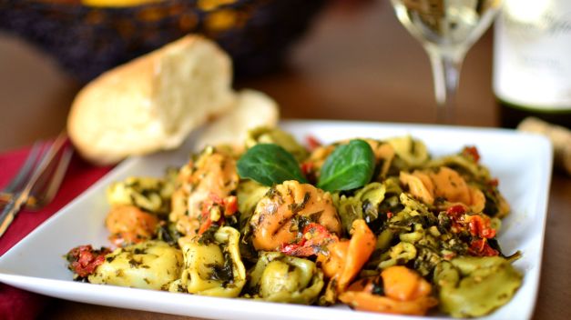 Ravioli Or Tortellini With Pesto And Spinach recipe