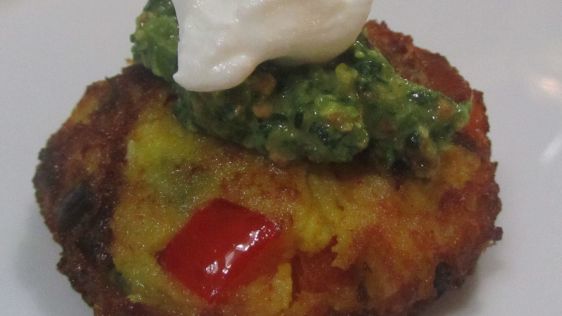 Indian Potato Cakes Aloo Tikki With Cilantro Chutney Yogurt recipe