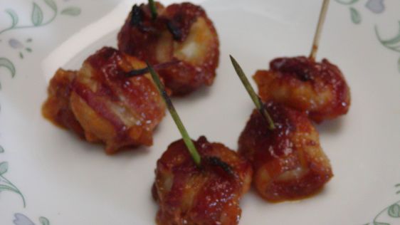 Saucy Bacon Roll Ups recipe