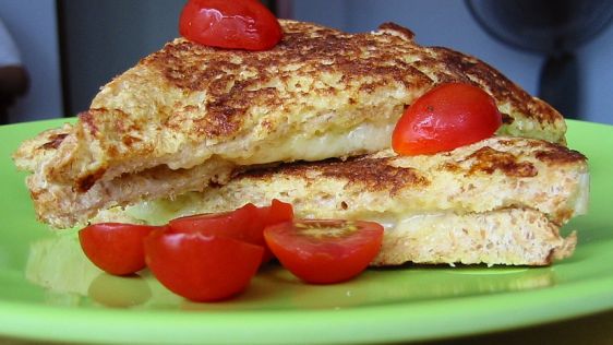 French Toast Cheddar Sandwiches recipe