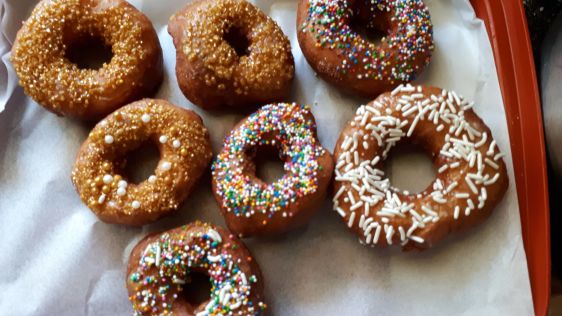 Cake Doughnuts 1972 Canadian recipe