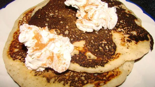 Awesome Apple And Cinnamon Pancakes recipe