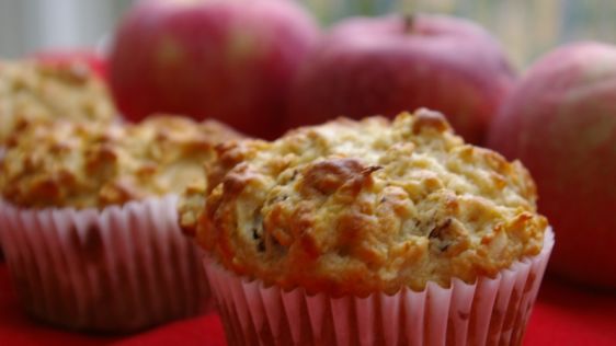Oatmeal Apple Nut Muffins recipe