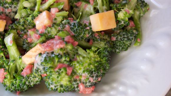 Annie's Broccoli Salad recipe