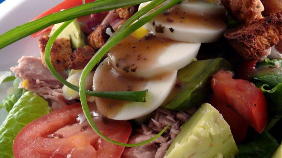 Tuna Cobb Salad recipe